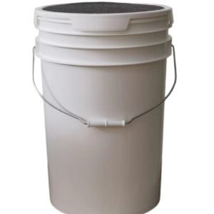 tennis ball plastic bucket